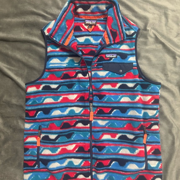 Patagonia Other - Rare Patagonia Synchilla Snap T Vest unique pattern
